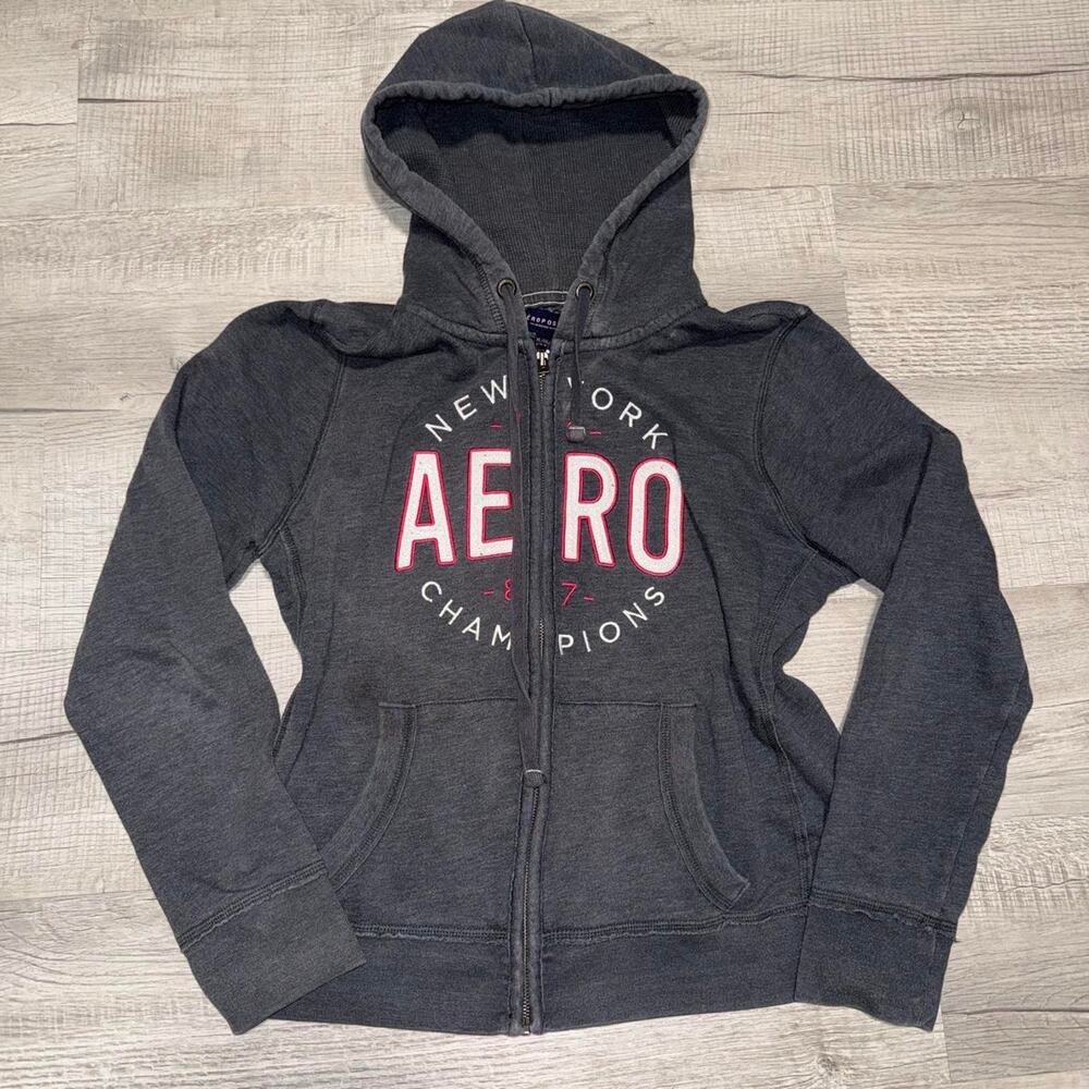 Y2k 2000s aeropostale graphic zip